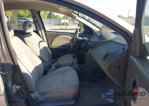 2005 Saturn Ion Level 1 z USA, uszkodzony, nr VIN 1G8AF52F85Z152123